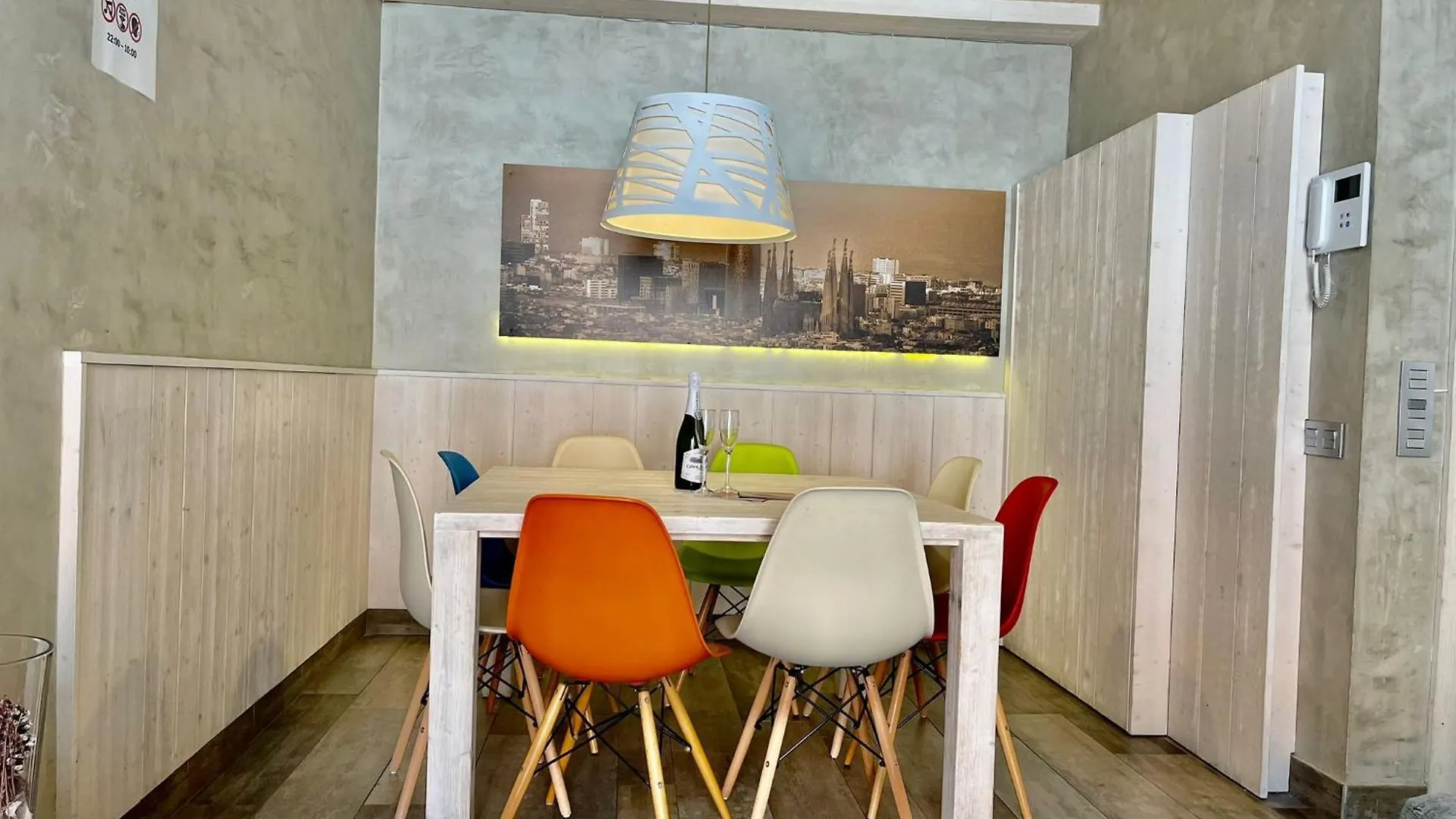 Barcelonaforrent Market Suites