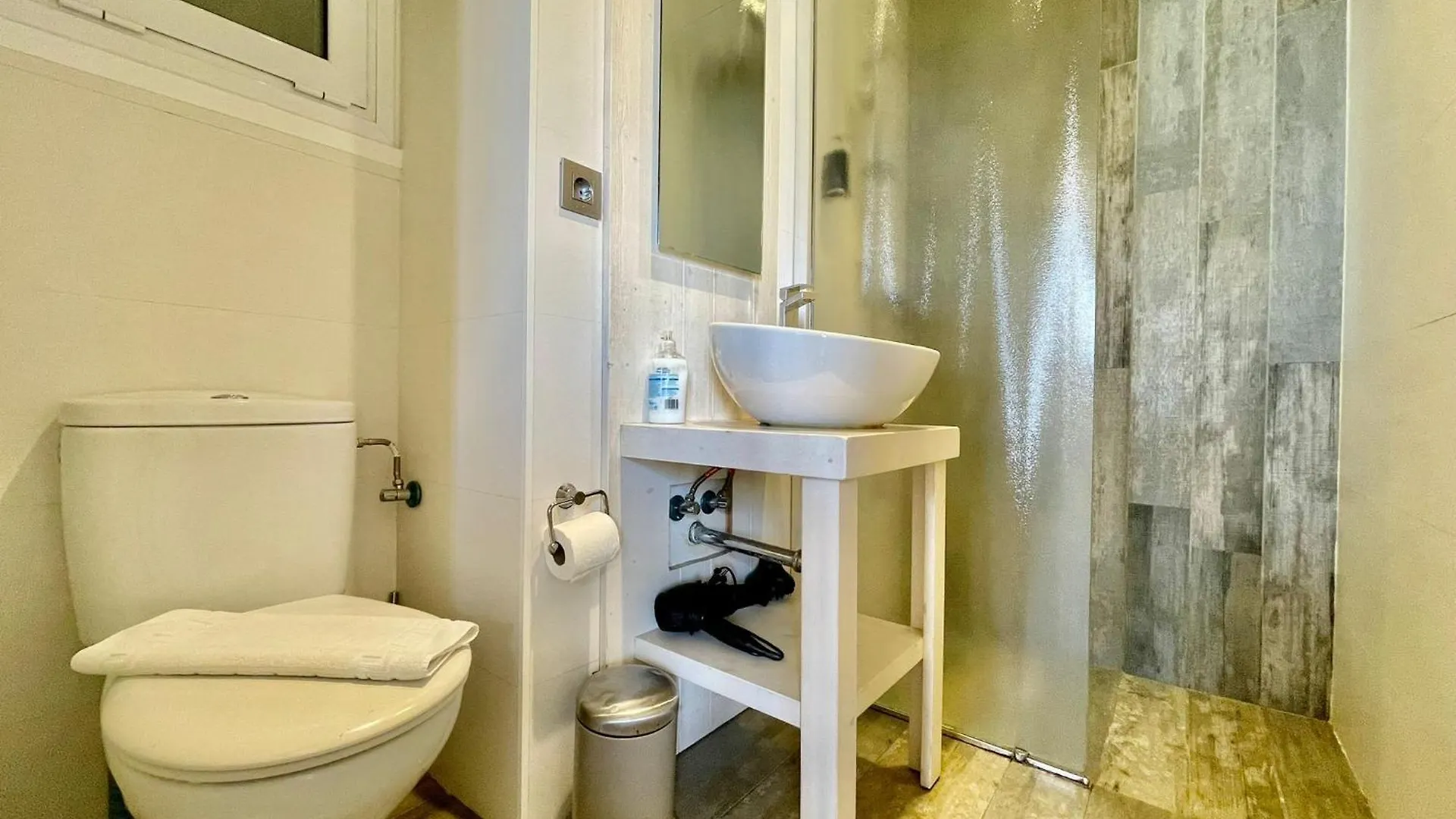 Barcelonaforrent Market Suites